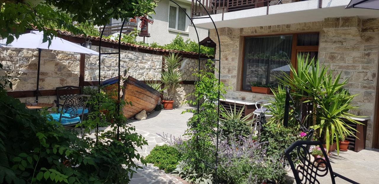 Kirios Hotel Nessebar Eksteriør billede