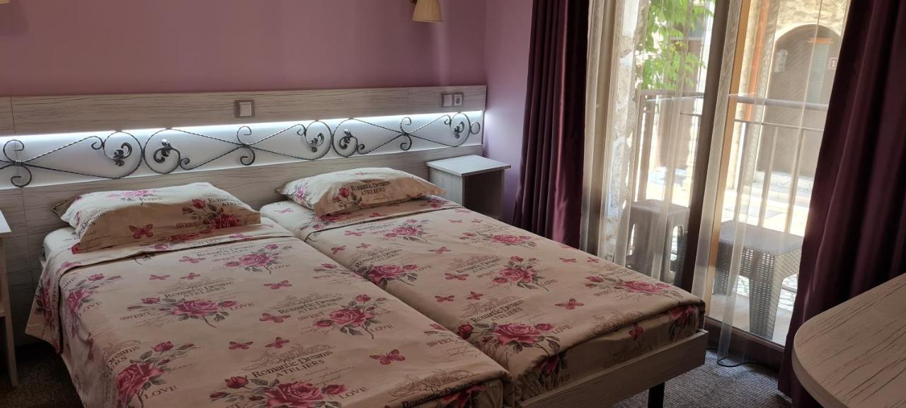 Kirios Hotel Nessebar Eksteriør billede